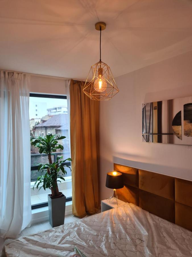 2 Superb * Bucharest