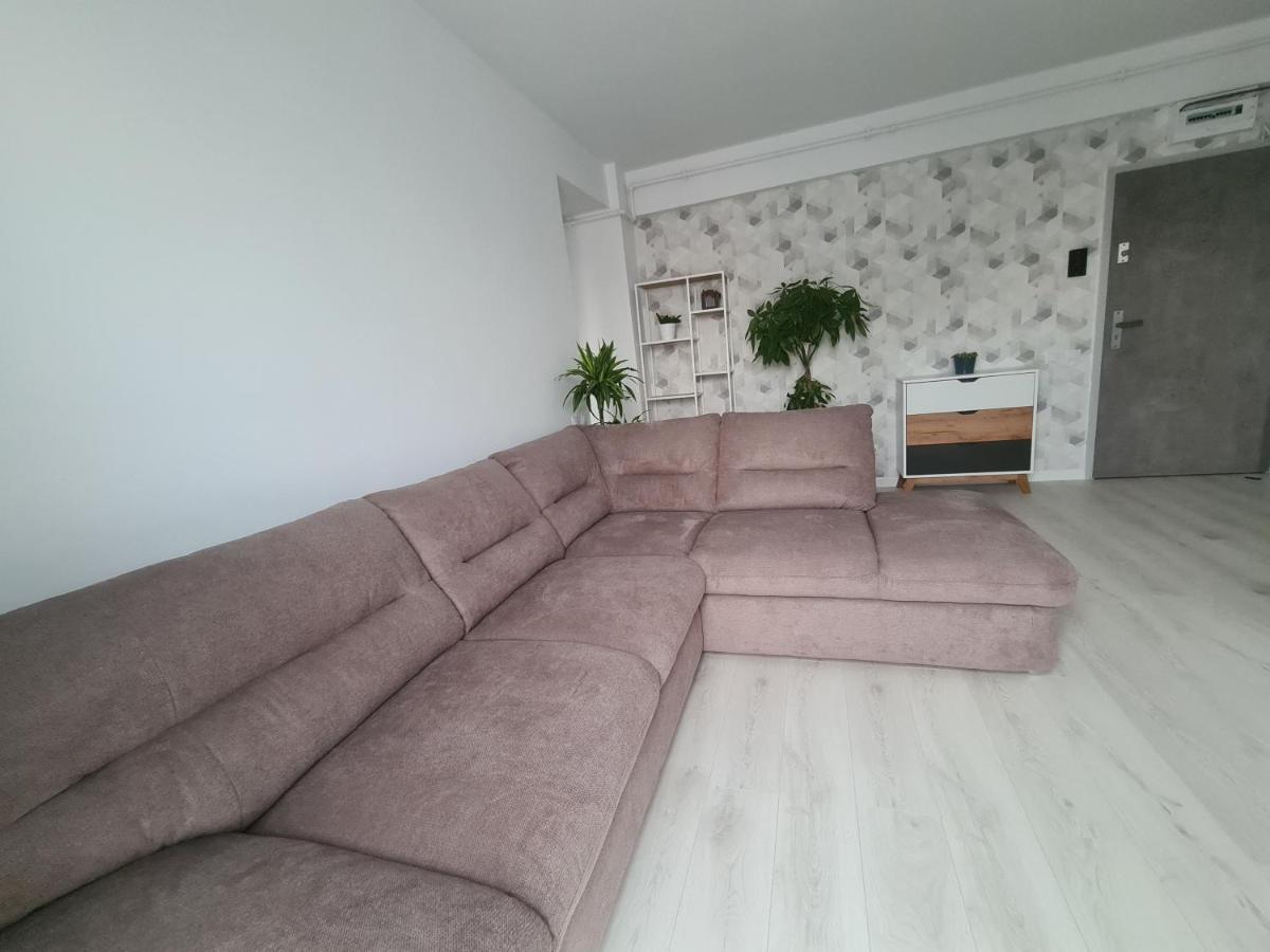 2 Superb Apartment